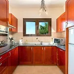Villa Pefki Villa *